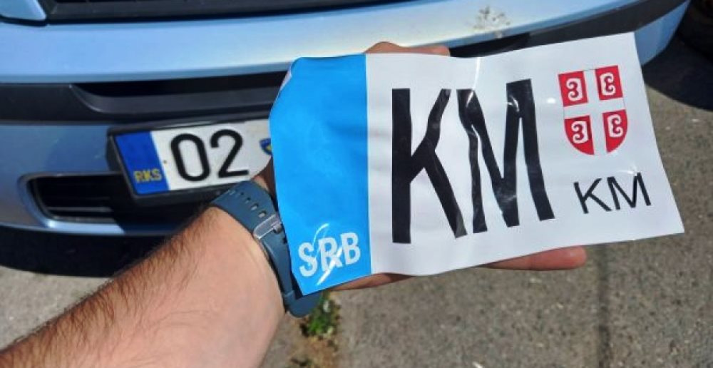 SHBA thirrje qeverise se Kosoves per shtyjrjen e afatit per targat